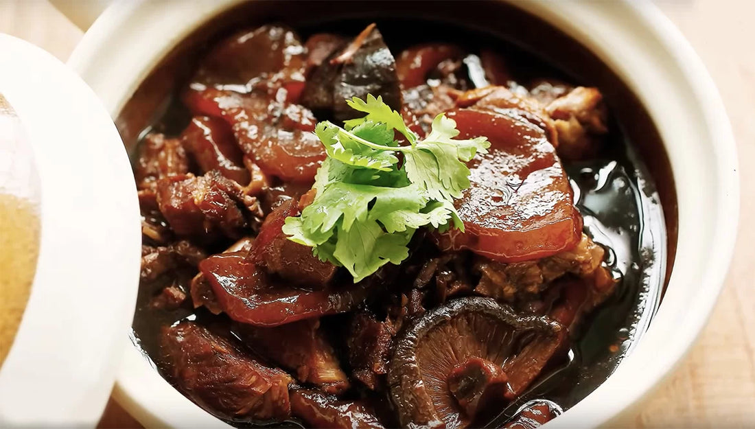 Huiji Braised Duck with Sea Cucumber