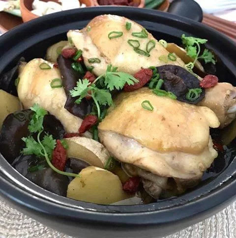 Steamed Chicken and Black Fungus