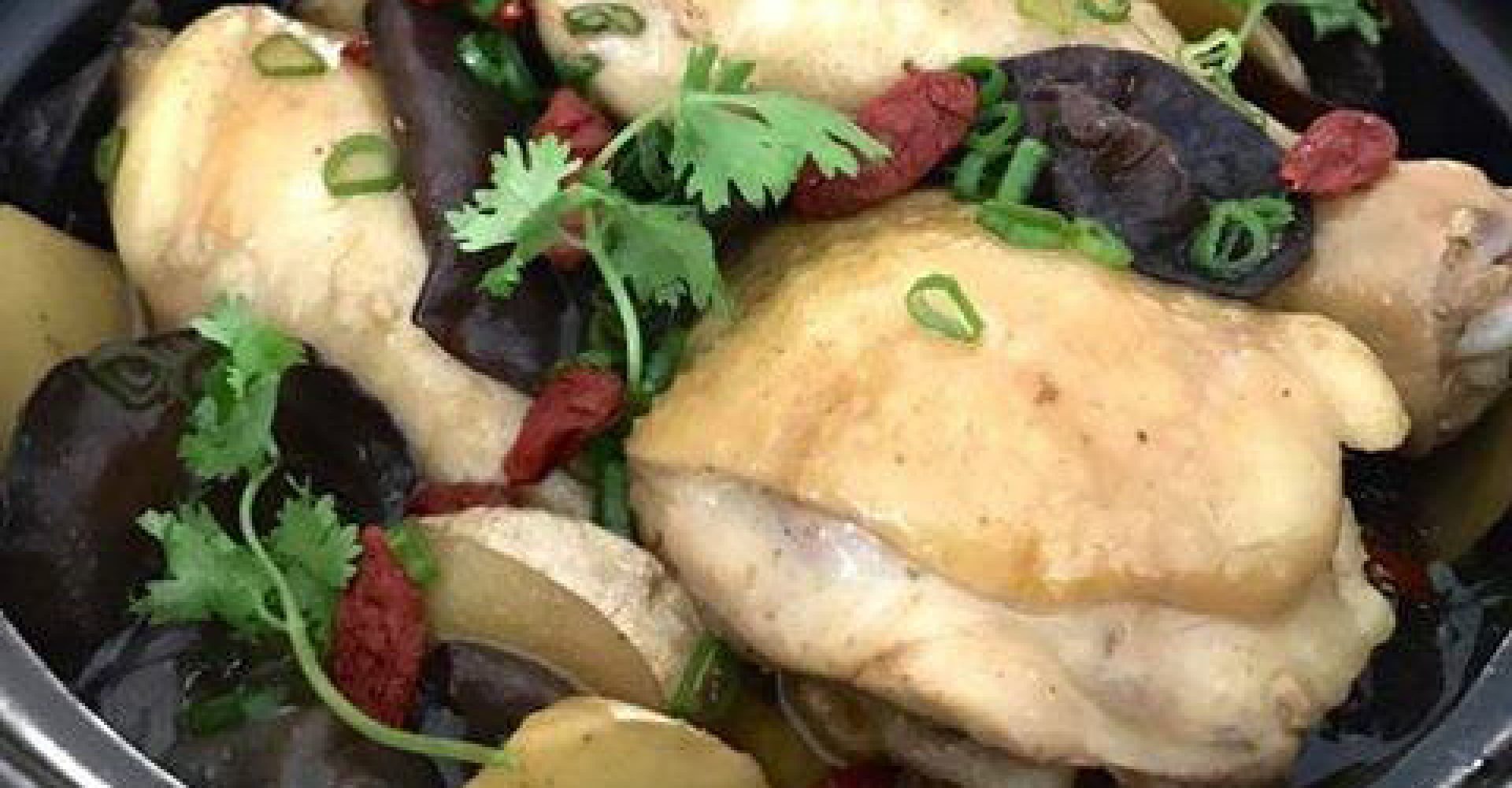 chicken-and-black-fungus
